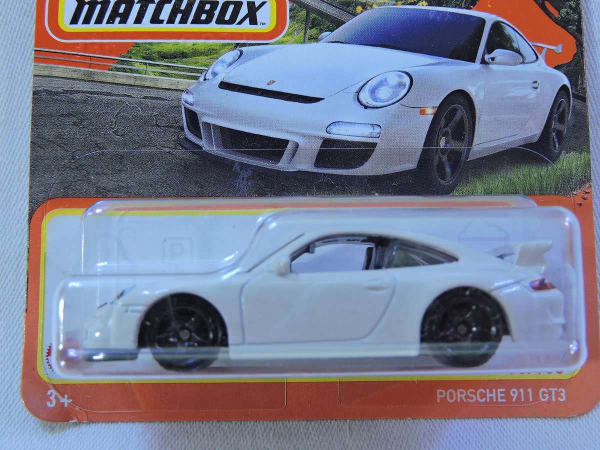 Matchbox PORSCHE 911 GT3 ( White )  like Hot Wheels