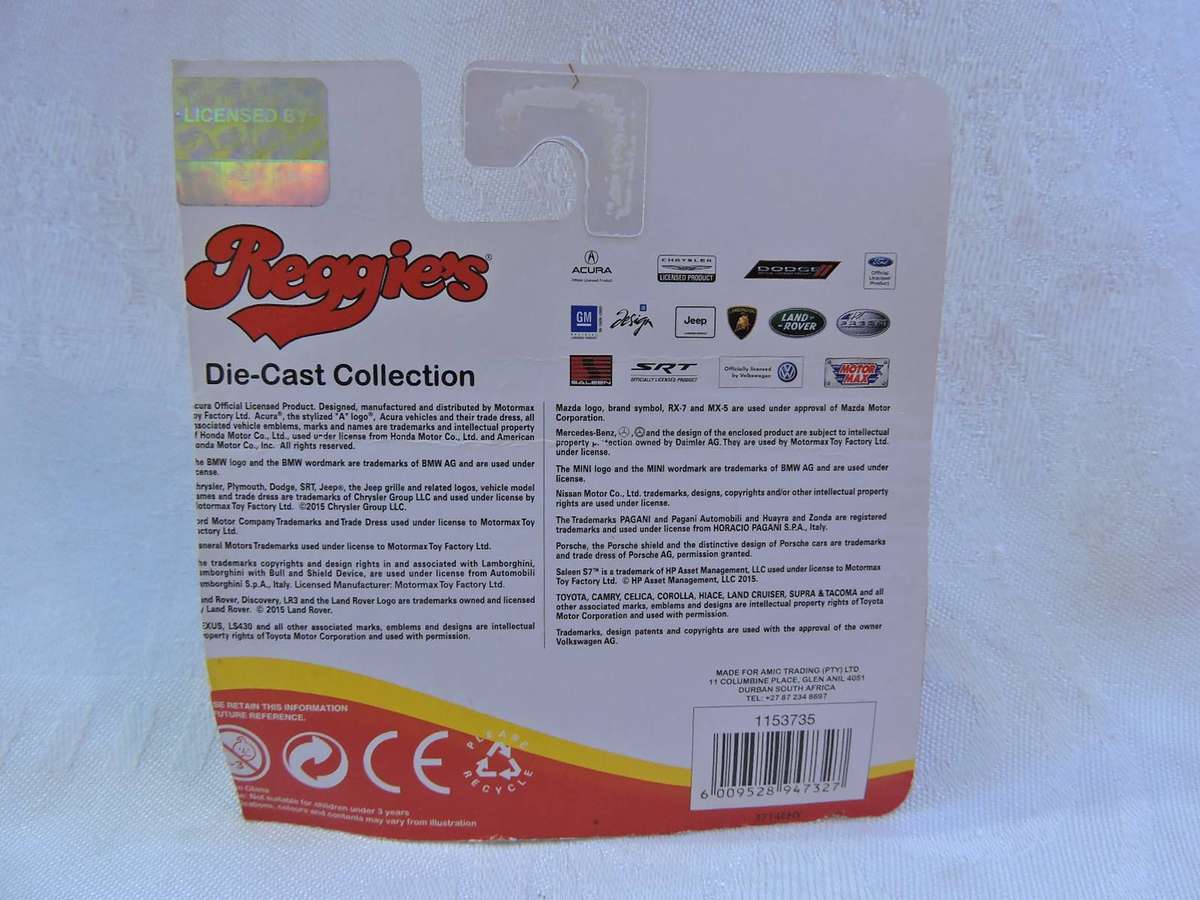 Mercedes Benz C320  ( Gold )  Special edition Like Hot Wheels & Matchbox