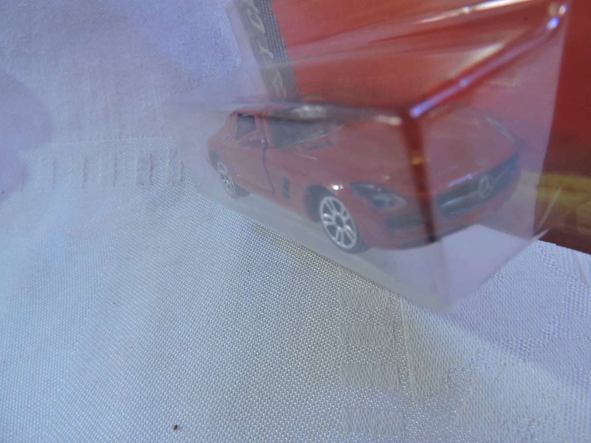 Majorette MERCEDES BENZ-SLS AMG  ( Red )  Like Hot Wheels