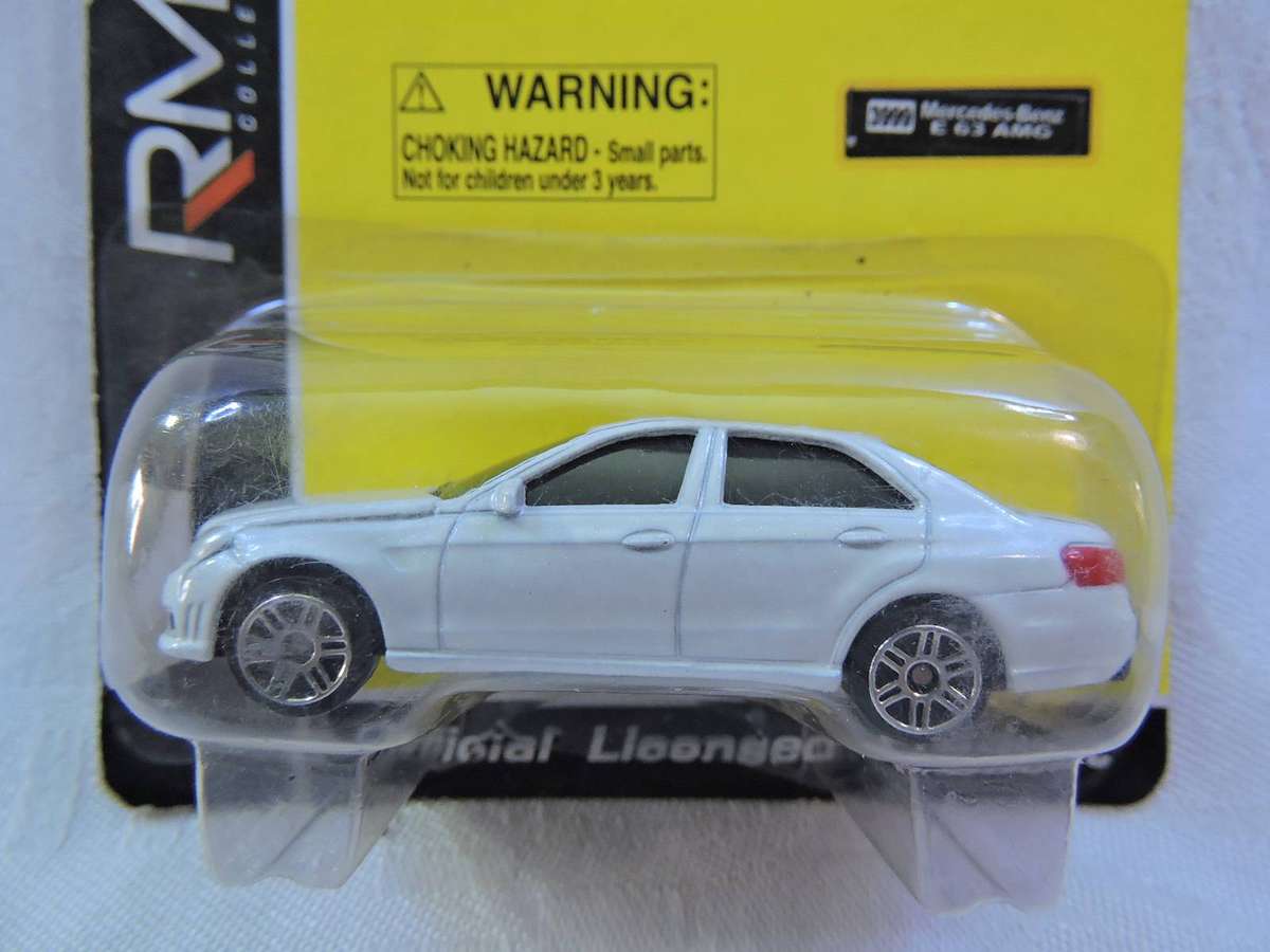 RMZ Junior Collection MERCEDES BENZ E-55 AMG ( Metallic White )  Like Hot Wheels
