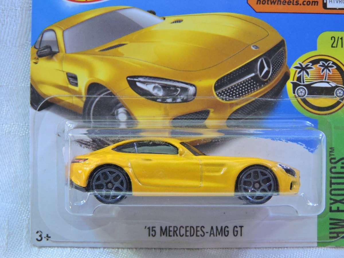 Hot Wheels MERCEDES BENZ-AMG GT  ( Yellow )