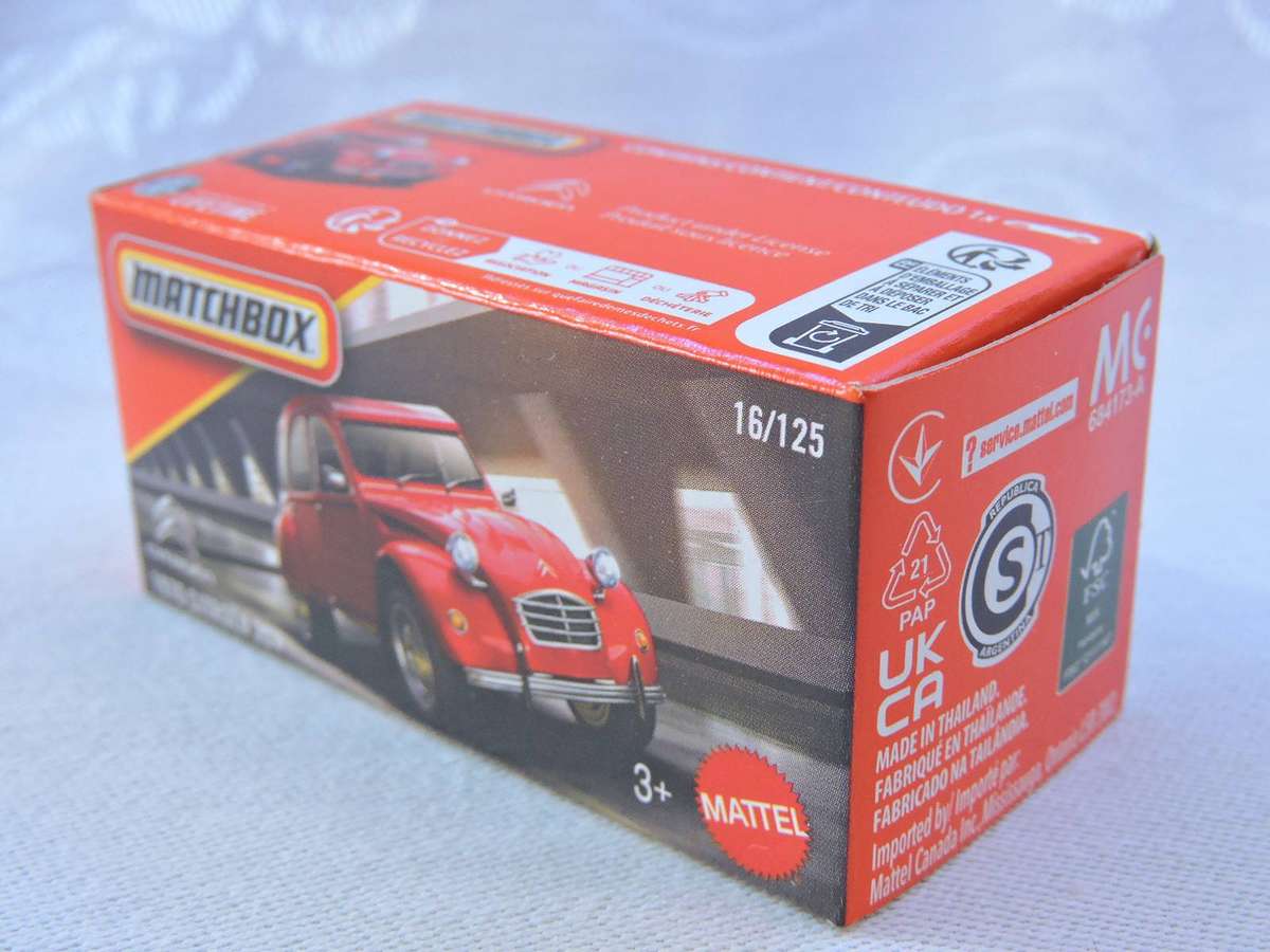 Matchbox CITROEN 2CV   MIB ( Red ) Mint in Box  like Hot Wheels