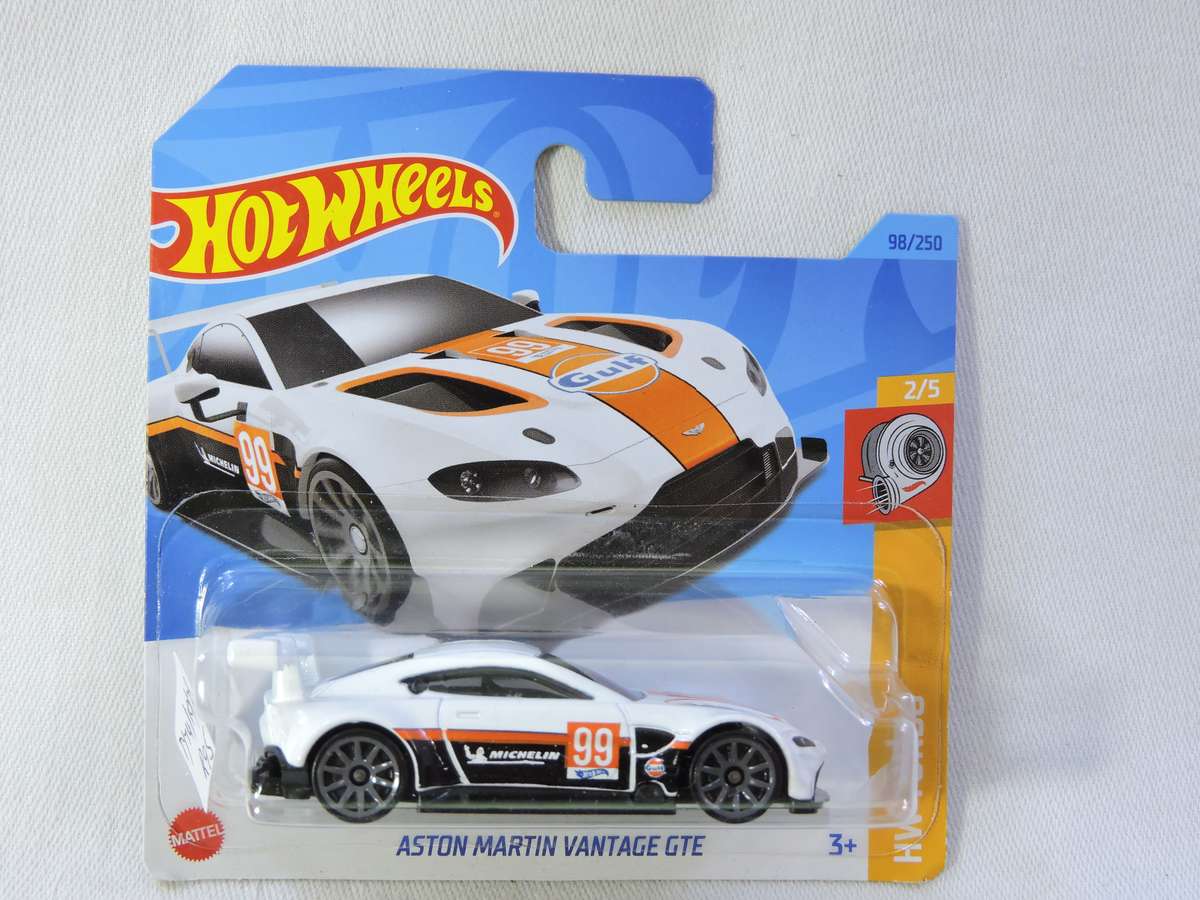 Hot Wheels ASTON MARTIN VANTAGE GTE ( GULF White )