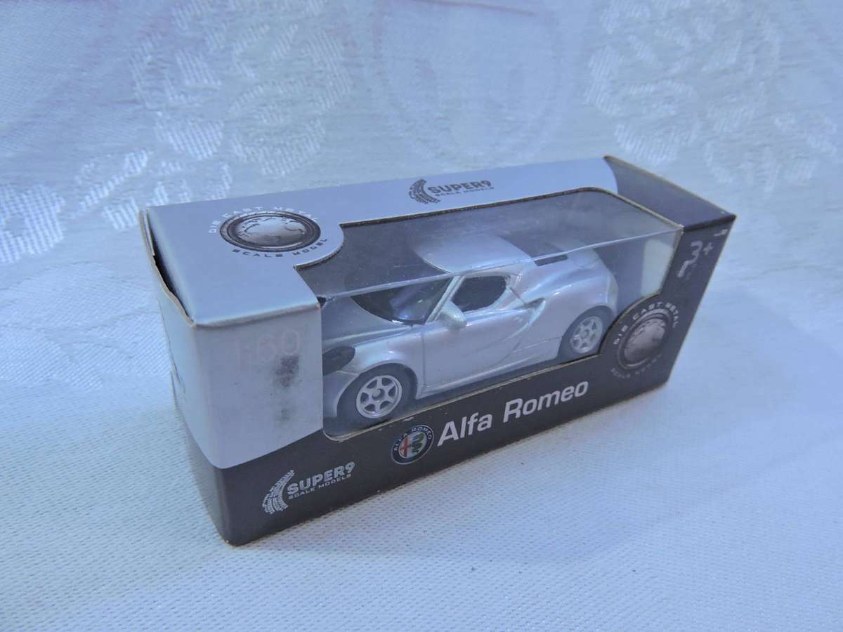 Super 9 scale models ALFA ROMEO 4C  MIB ( Silver ) Mint in Box  like Hot Wheels
