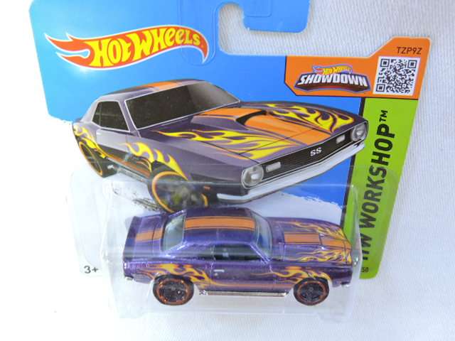 Hot Wheels CHEVY CHEVROLET Copo Camaro ( Purple with flames )