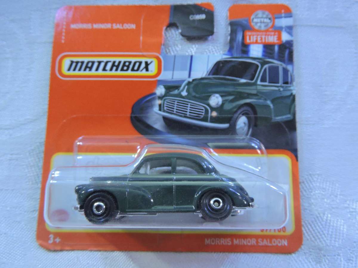 Matchbox MORRIS MINOR Saloon  ( Green )  like Hot Wheels