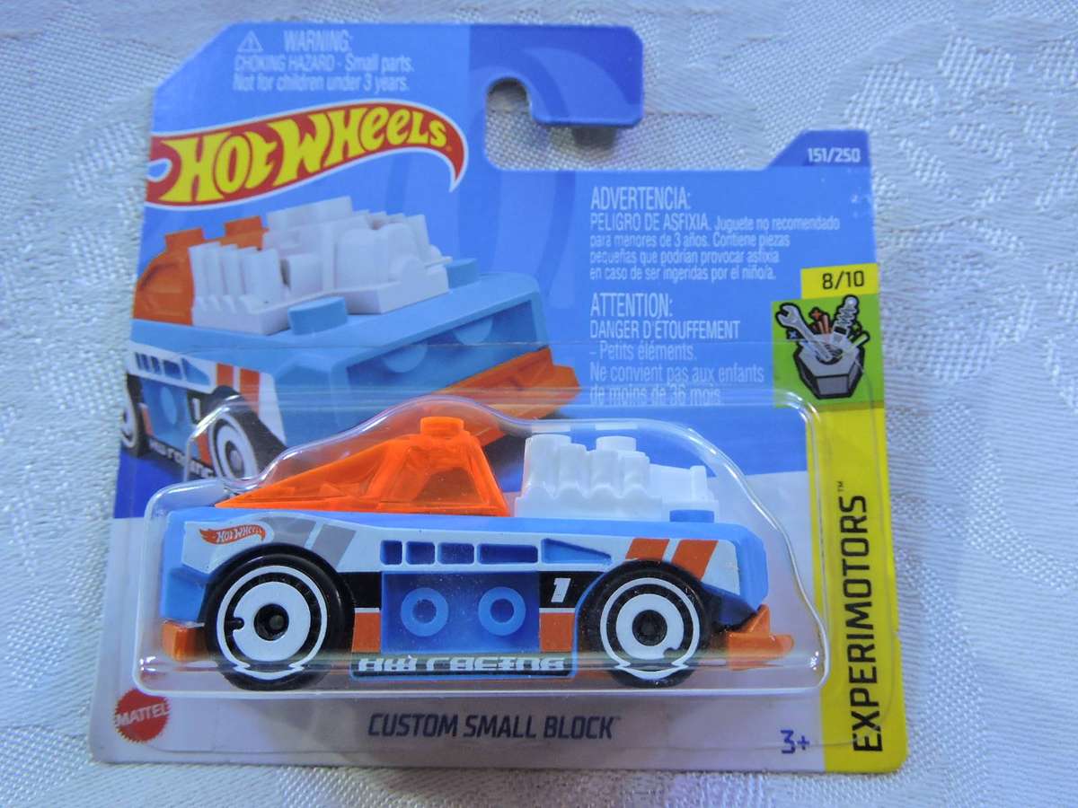Hot Wheels CUSTOM SMALL BLOCK ( Lego car ) Multicolour