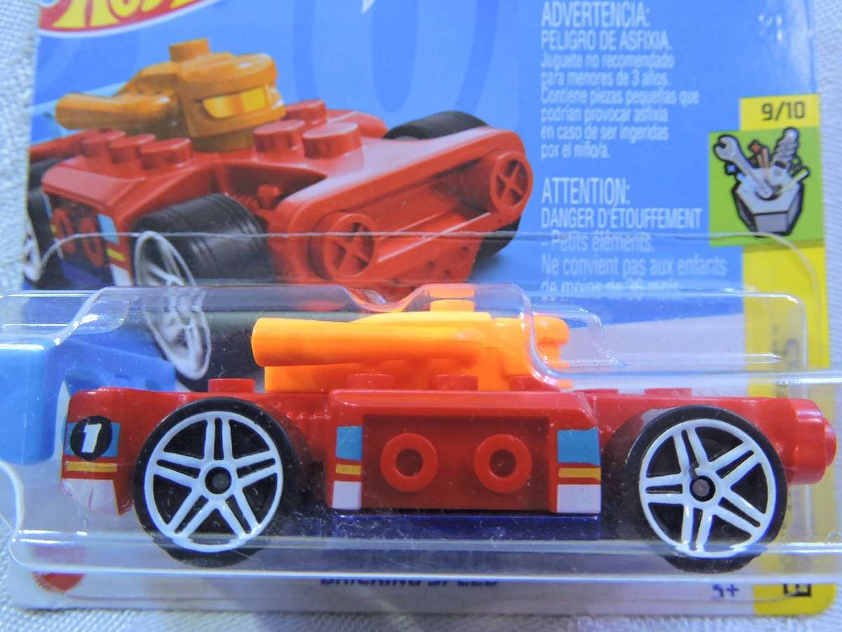 Hot Wheels BRICKING SPEED ( Lego car ) Multicolour