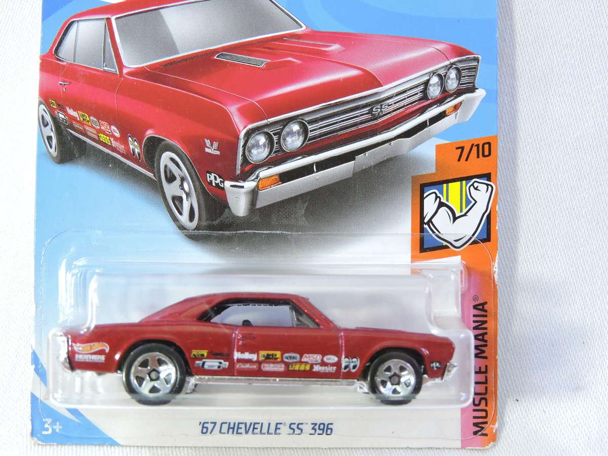 Hot Wheels CHEVY CHEVROLET Chevelle SS 396 ( Red )  Long Card