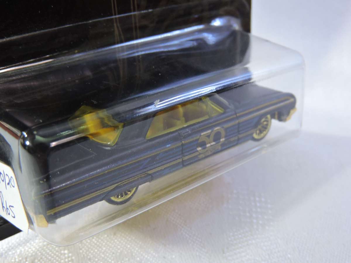Hot Wheels CHEVY CHEVROLET 64 Impala ( Blue #50 )  Long Card