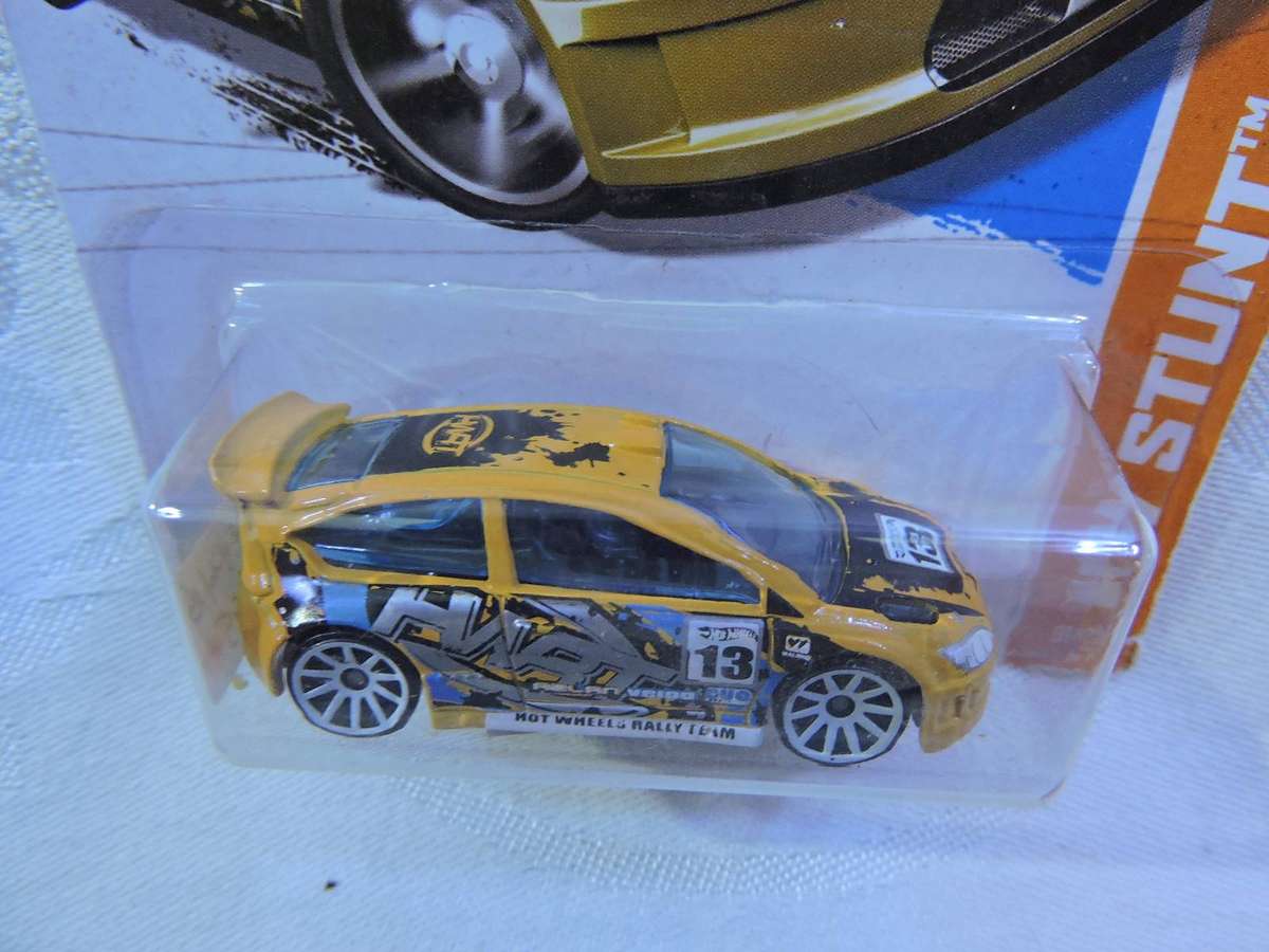 Hot Wheels CITROEN C4 Rally  ( Gold #13 ) Long card