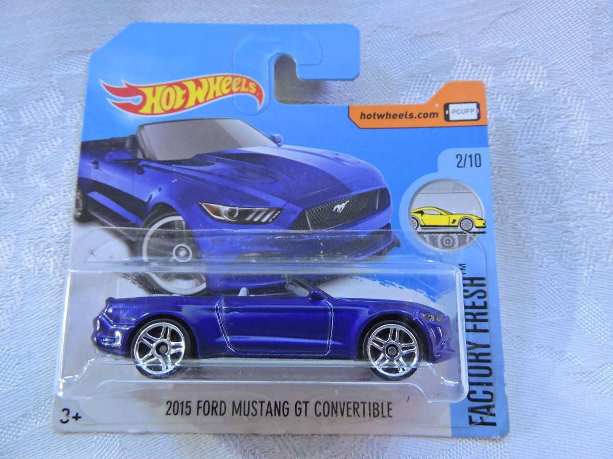 Hot Wheels FORD Mustang GT Convertible ( Purple ) Factory Fresh.