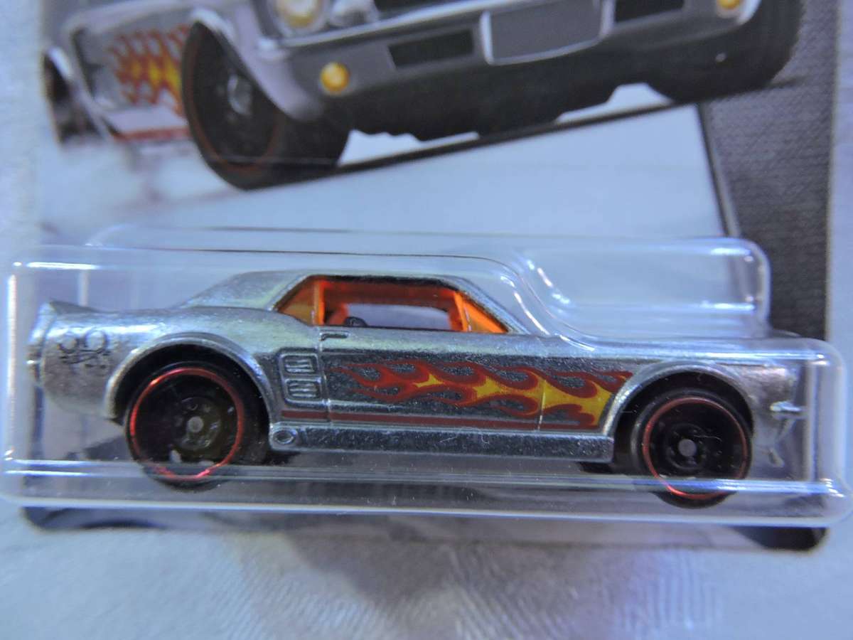 Hot Wheels FORD Mustang GT Coupe ( Silver yellow flames ) ZAMAC  Long Card 1/8