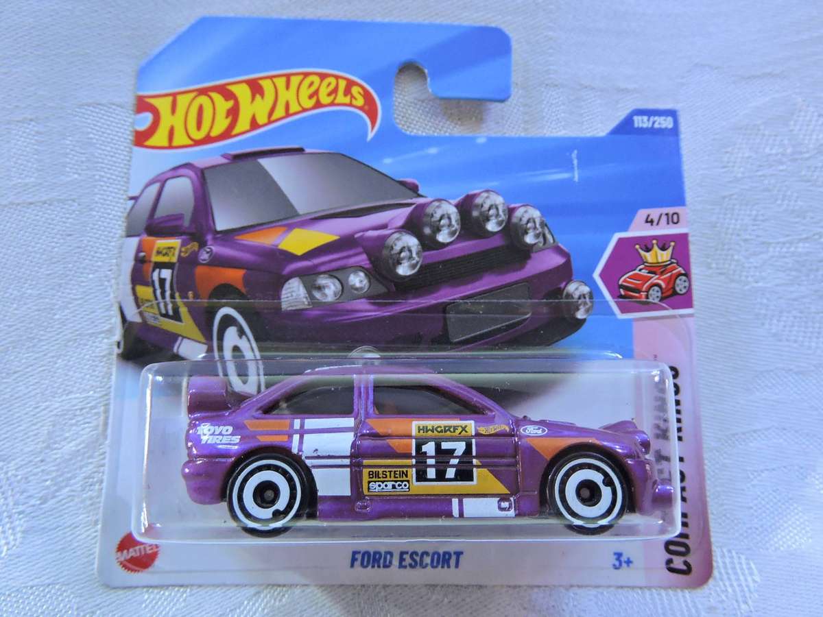 Hot Wheels FORD Escort  ( Purple ) Compact Kings