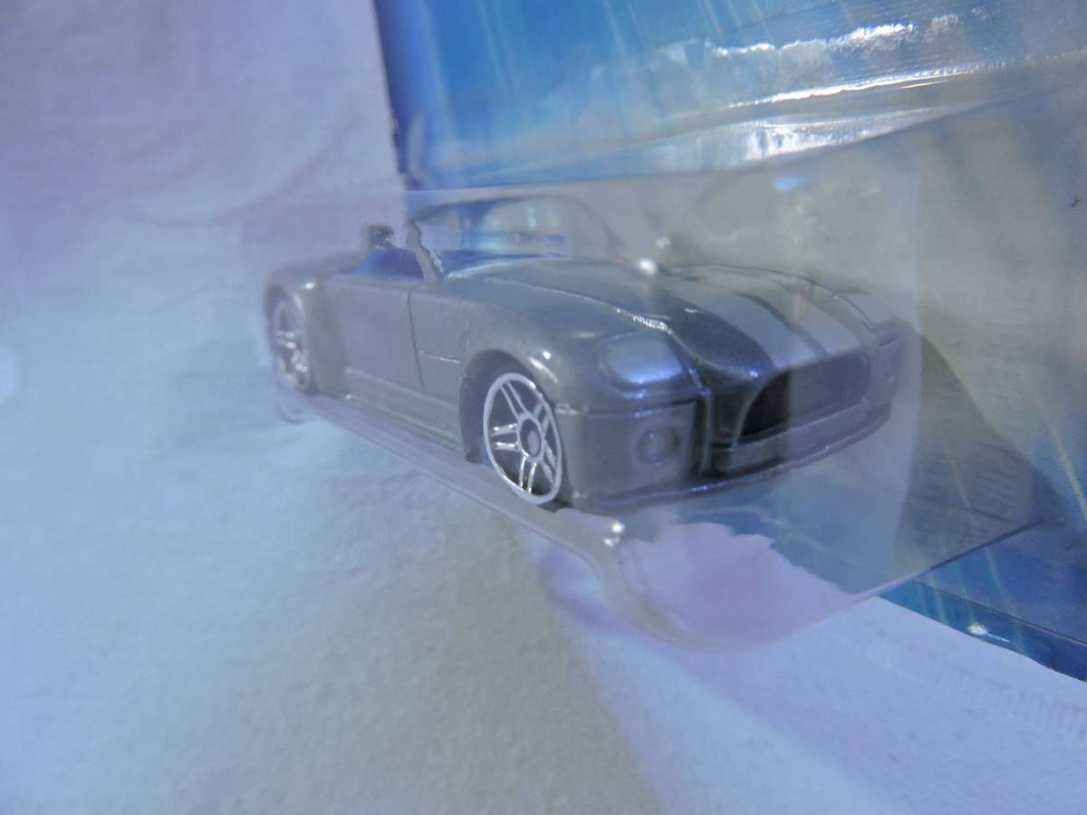 Hot Wheels FORD Selby Cobra Concept ( Silver ) Realistix 2005 First Editions 1/20 Long card.