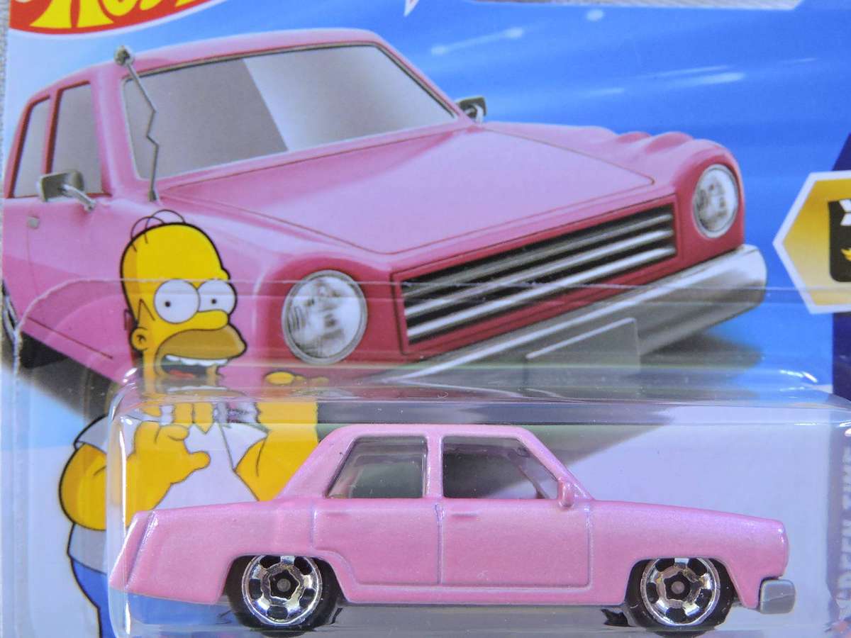 Hot Wheels The Simpsons Family Car ( Pink ) Screen Time Homer Simpson