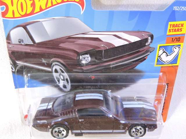 Hot Wheels FORD Mustang 2+2 Fastback ( Plum with white stripe )