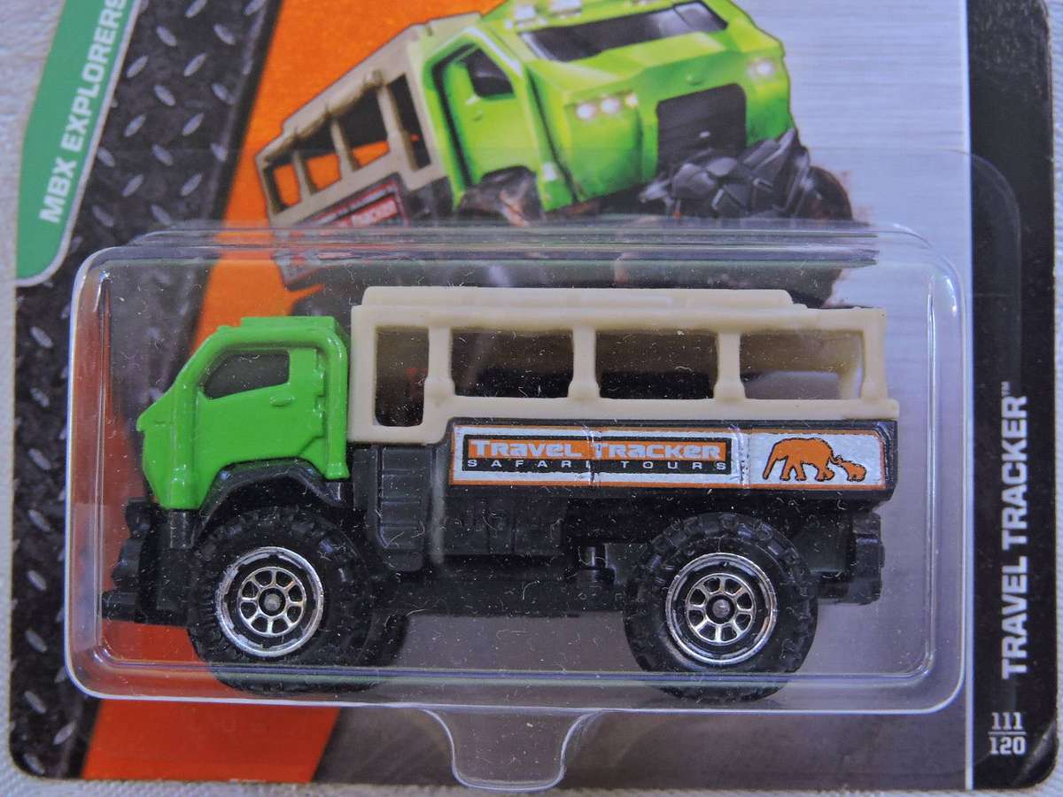 Matchbox MBX Travel Tracker ( Green ) Issued 2014  Like Hot Wheels