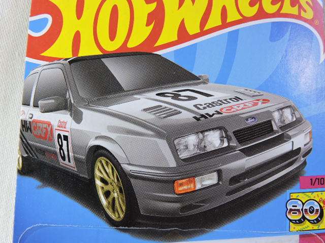 Hot Wheels FORD SIERRA COSWORTH ( Silver #87 ) Long Card