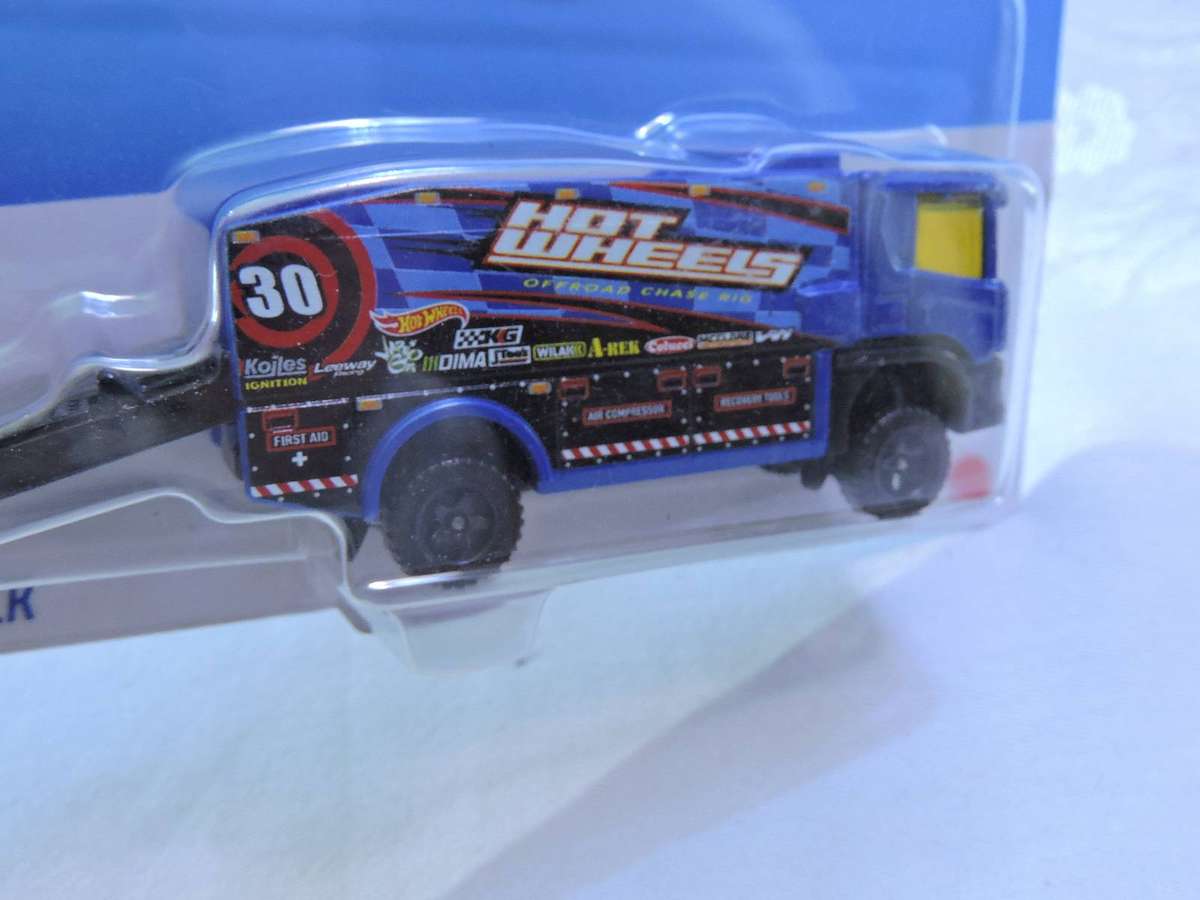 Hot Wheels SCANIA Rally Truck ( Blue )
