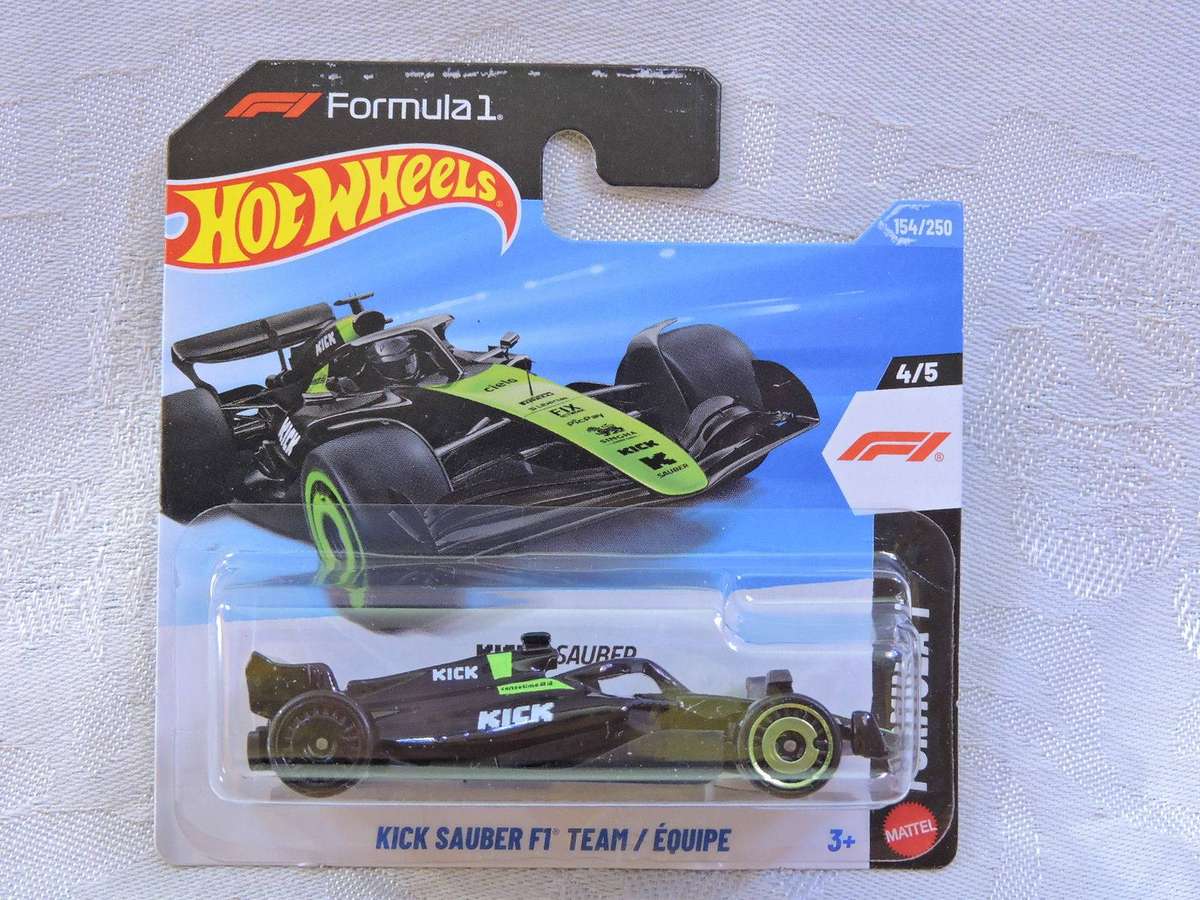 Hot Wheels KICK SAUBER F1 TEAM / EQUIPE  ( Black )  Formula 1