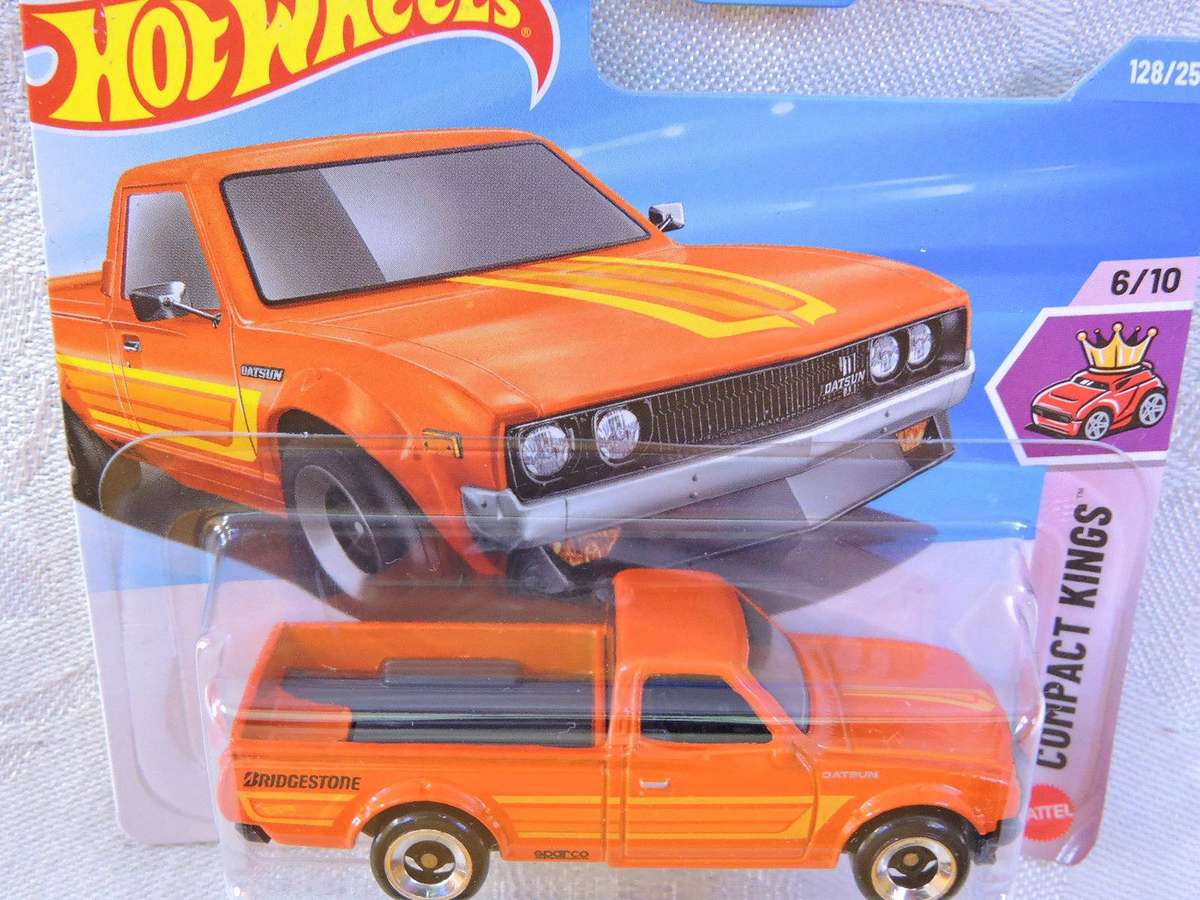 Hot Wheels DATSUN 620 Truck Bakkie ( Orange ) Like NIssan