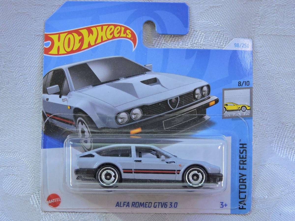 Hot Wheels ALFA ROMEO GTV6 3.0  ( Grey )