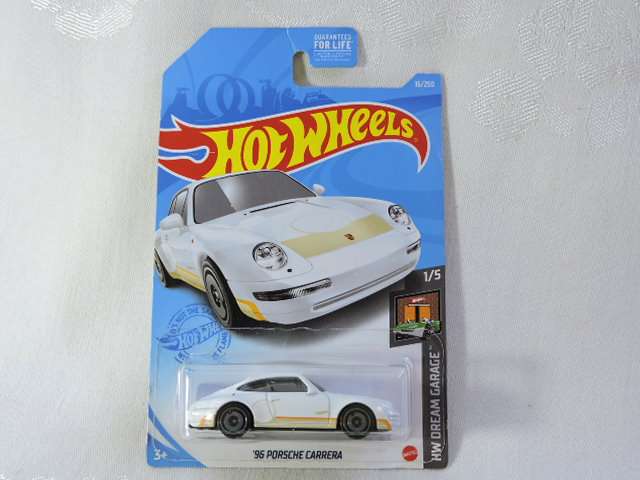 Hot Wheels PORSCHE Carrera ( White with Orange pin stripe ) Long Card