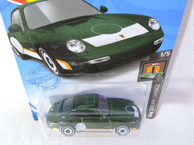 Hot Wheels PORSCHE Carrera ( Green White dot ) Long Card