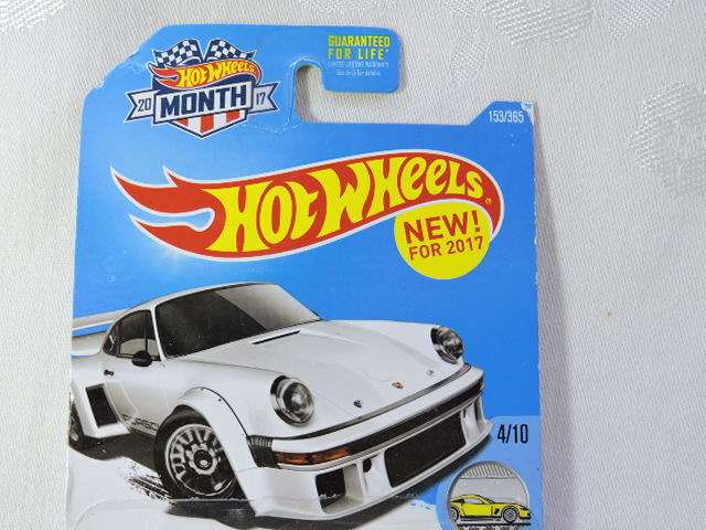 Hot Wheels PORSCHE 934.5 ( White )  Long Card