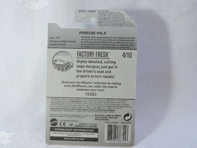 Hot Wheels PORSCHE 934.5 ( White )  Long Card