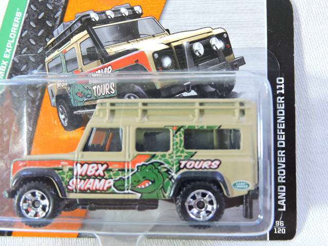 Matchbox Land Rover Defender 110 ( MBX Swamp ) like Hot Wheels