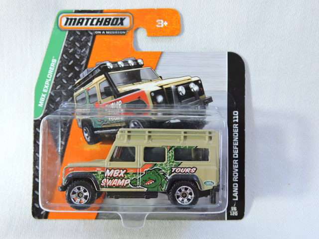 Matchbox Land Rover Defender 110 ( MBX Swamp ) like Hot Wheels