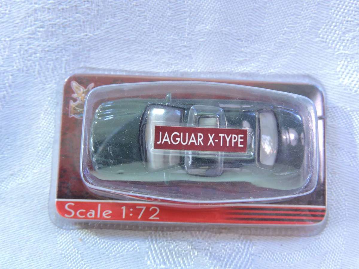 YAT MING JAGUAR X Type ( Bottle Green ) Like Hot Wheels