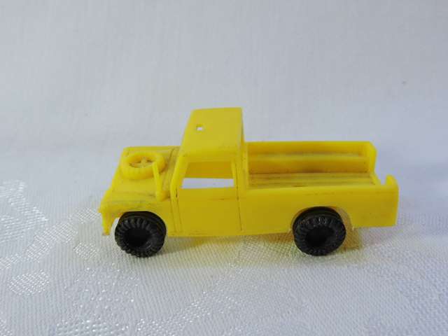 Vintage 1970 VAM Land Rover Series 111 Santana  Plastic model like Hot Wheels
