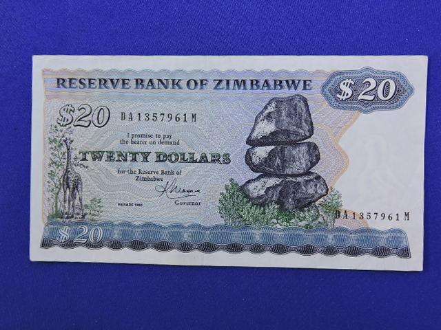 ZIMBABWE $20 TWENTY Dollar Bank note in good condition  Issued 1983 Bird watermark