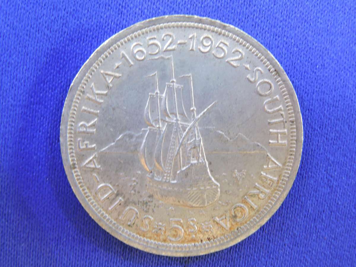 1952 SA Union 5 Shilling Silver coin Crown