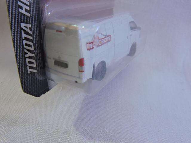Majorette TOYOTA HiAce Panel van  ( White ) Long Card like Hot Wheels