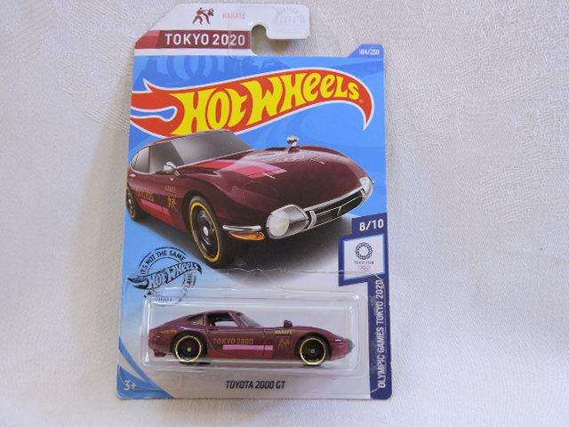 Hot Wheels TOYOTA 2000 GT ( Tokyo 2020 Plum ) Long card (Olympic games that never took place)