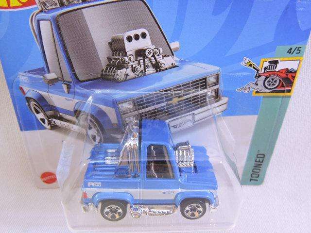 Hot wheels Chevy Chevrolet Silverado Pick up Bakkie ( Blue  TOONED )