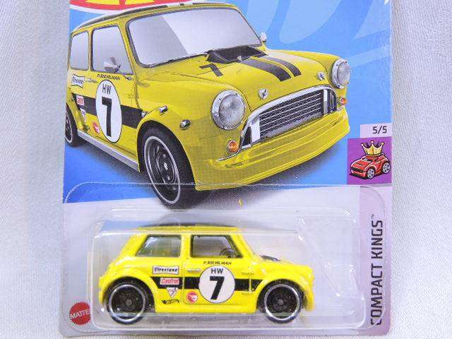 Hot Wheels MORRIS MINI ( Yellow #7 ) Long Card Treasure Hunt