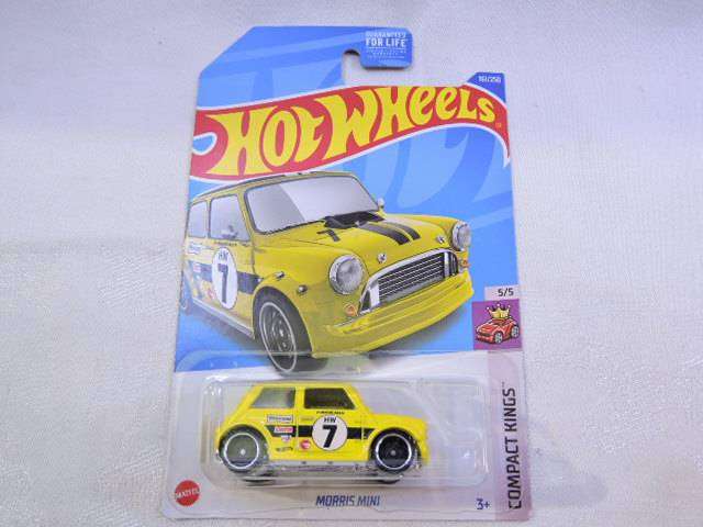 Hot Wheels MORRIS MINI ( Yellow #7 ) Long Card Treasure Hunt