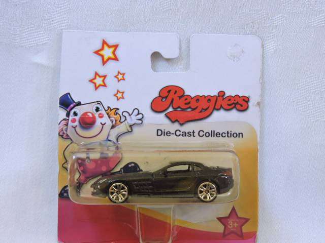 MERCEDES BENZ SLR ( Black ) Like Hot Wheels