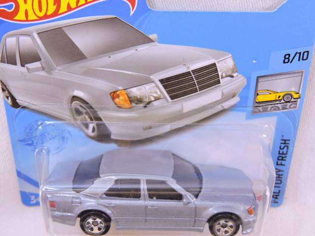 Hot Wheels MERCEDES BENZ 500E  ( Silver )