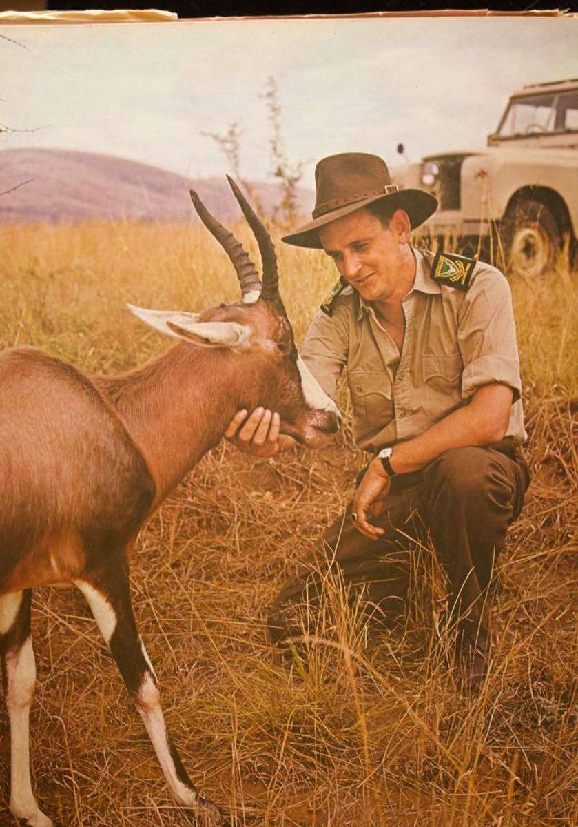 DIE KRUGERWILDTUIN EN ANDER NASIONALE PARKE - R.J. LABUSCHAGNE [1967]