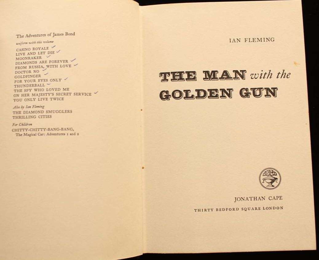 THE MAN WITH THE GOLDEN GUN by Ian Fleming (1965)