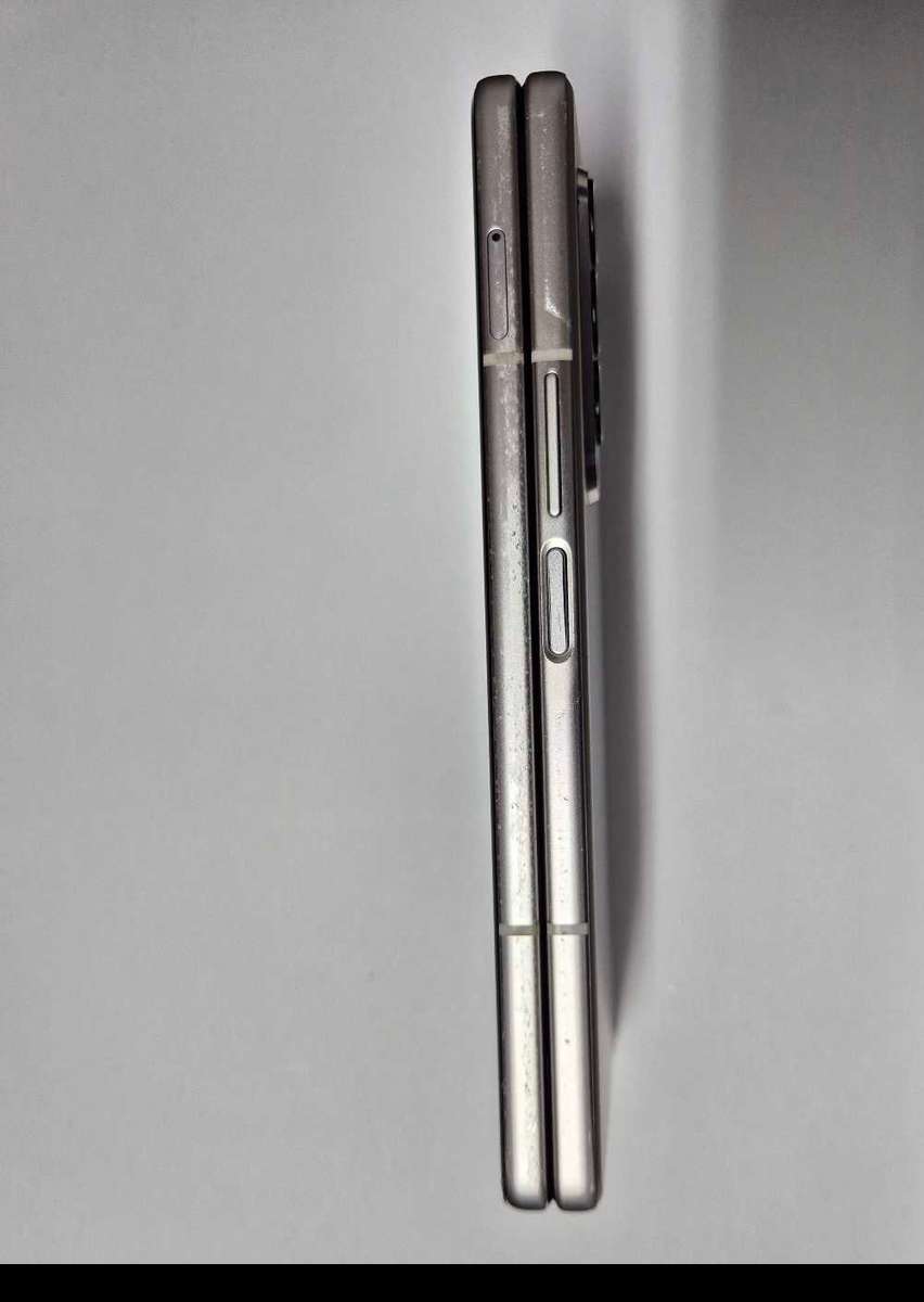 Samsung Galaxy Z Fold 3 - No Reserve!