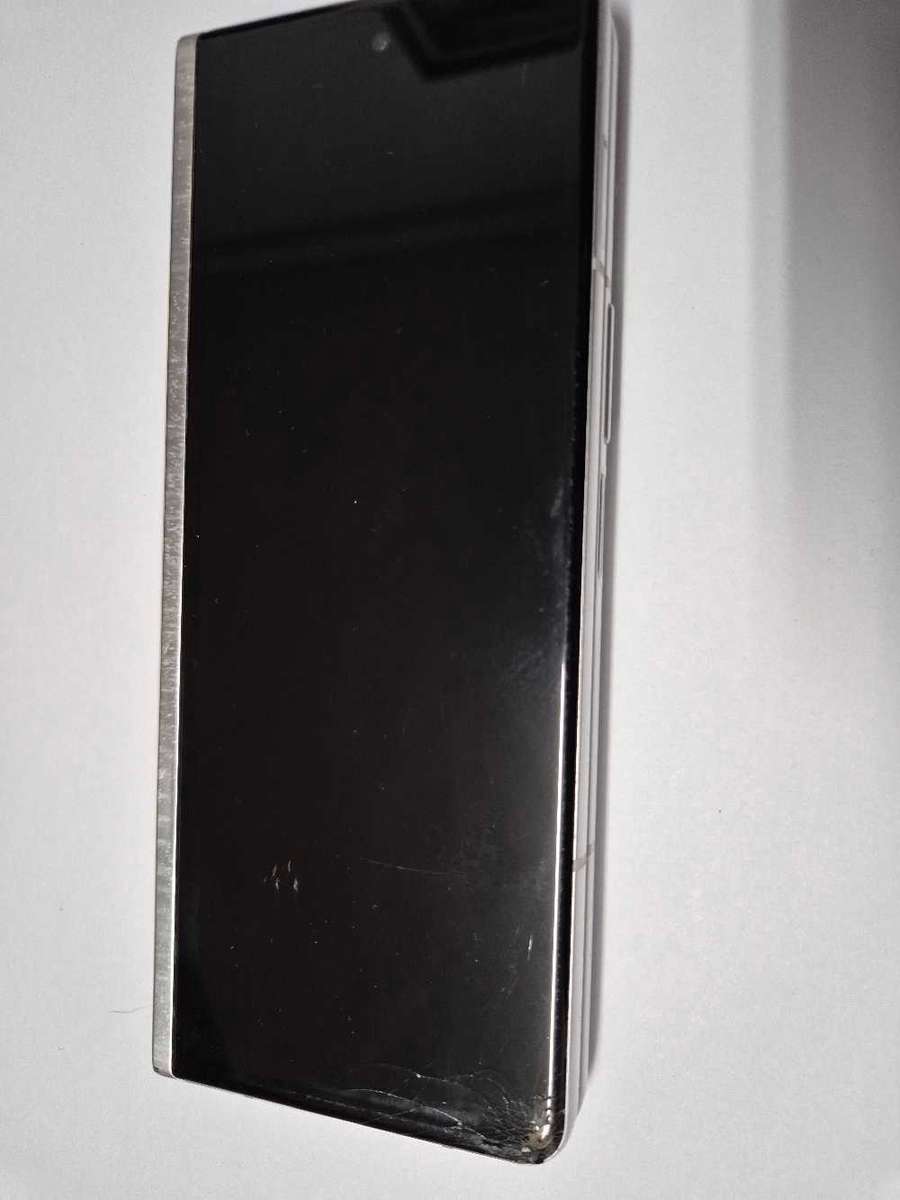 Samsung Galaxy Z Fold 3 - No Reserve!