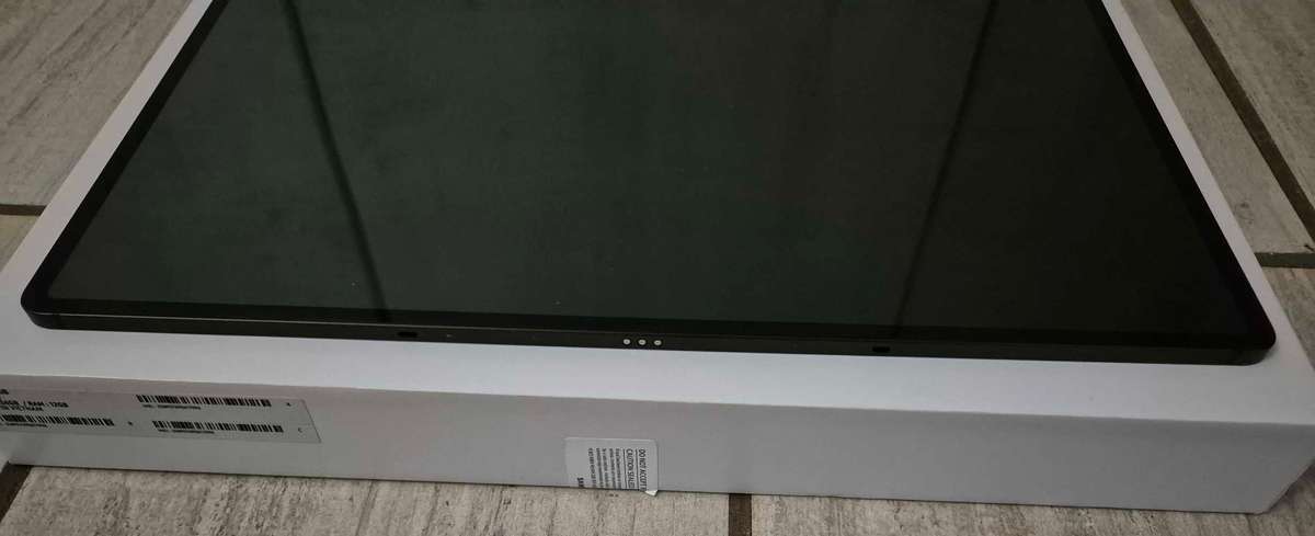 Samsung Tab S8 Ultra - No Reserve!