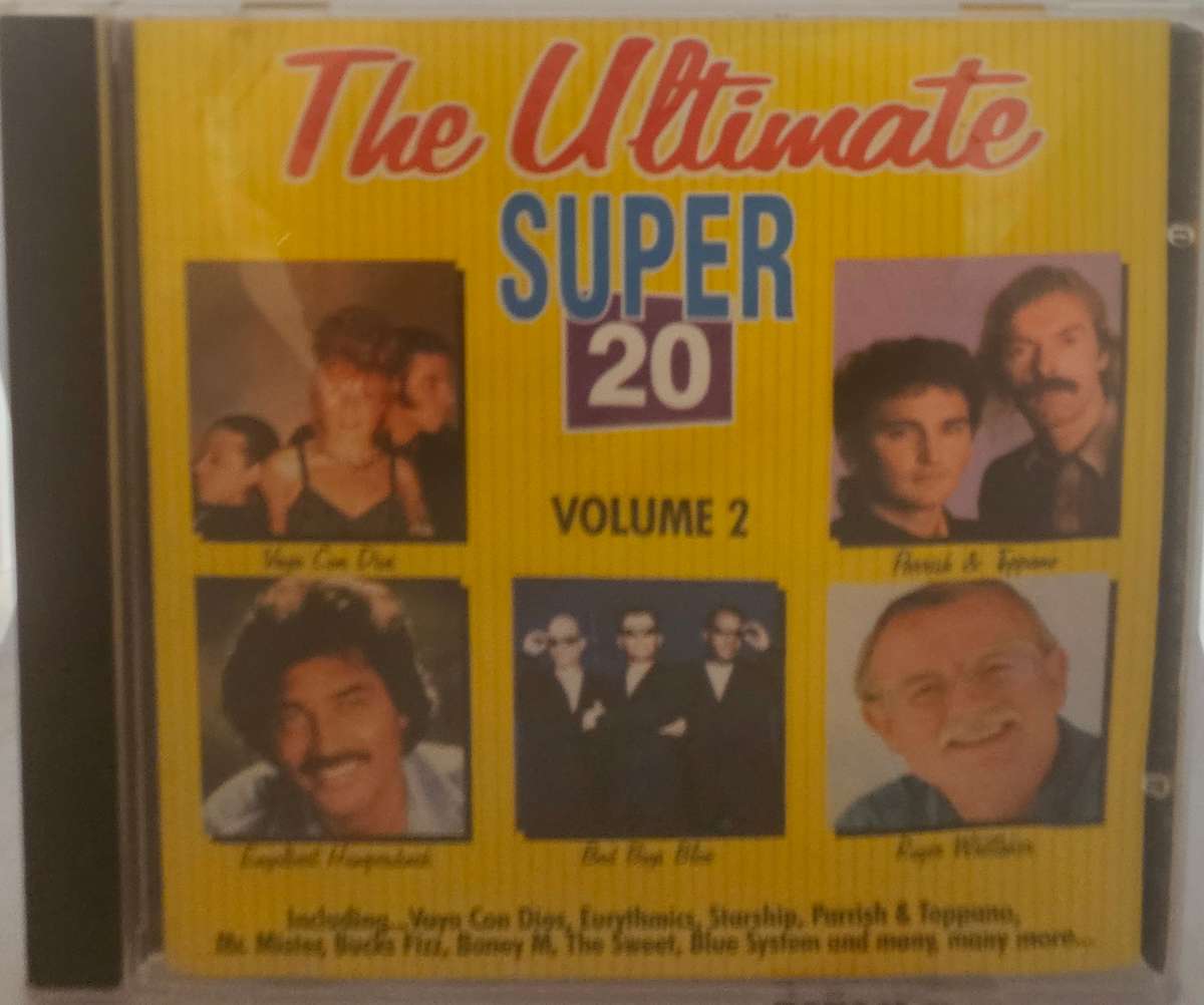 The Ultimate Super 20 Vol 2   (3081)